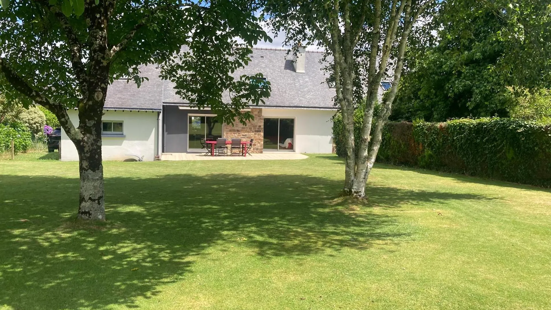 Maison En Rez De Jardin Pluvigner